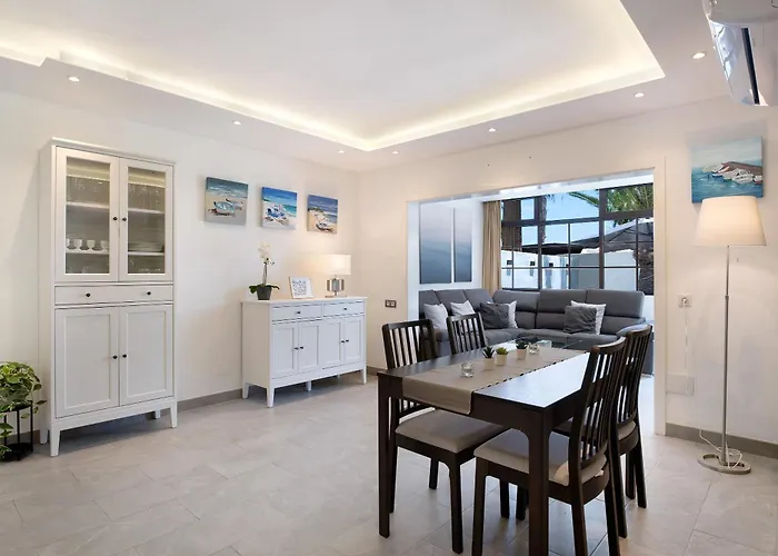 Tranquilidad 300m To Freewifi 公寓 卡门港